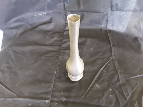 Vase etain