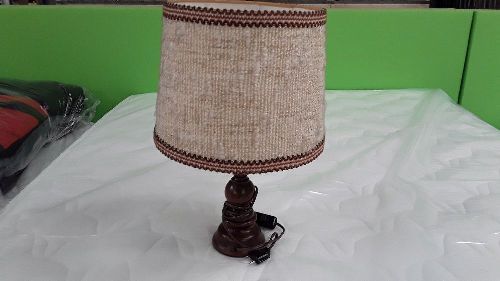 Lampe pied bois
