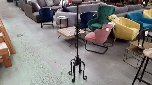 Pied lampadaire fer forge