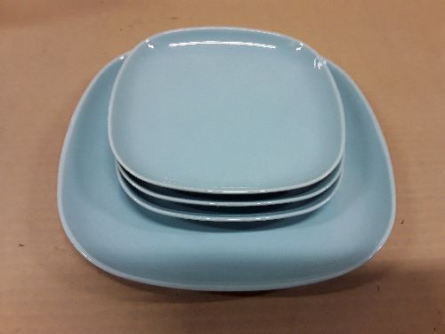 Lot d'assiettes bleues