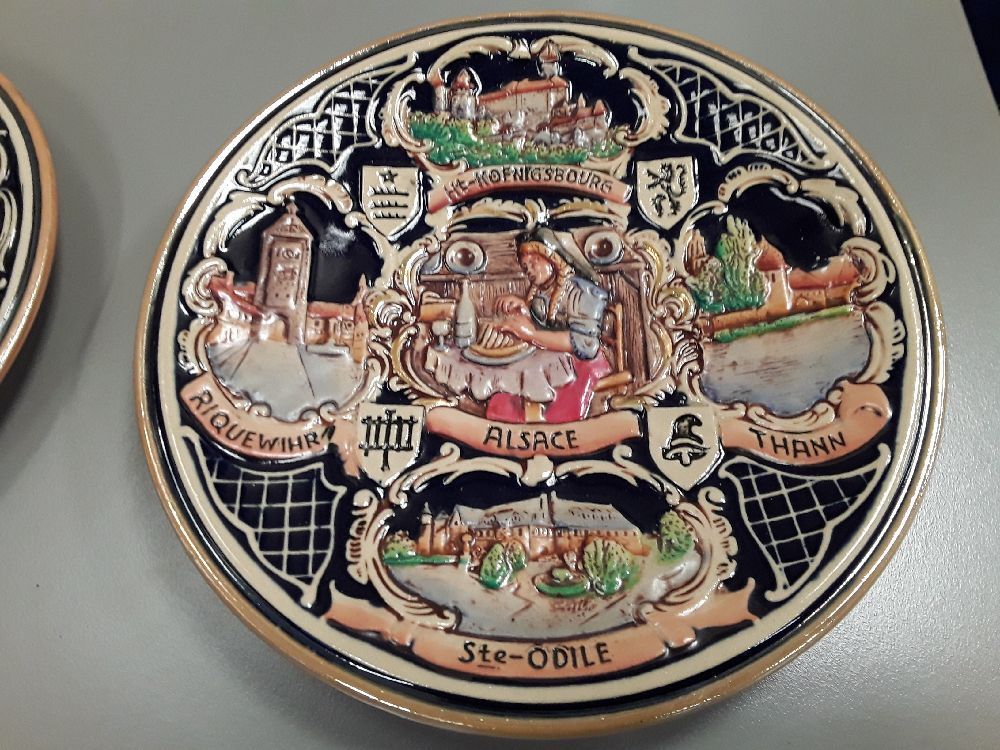 Assiette decorative
