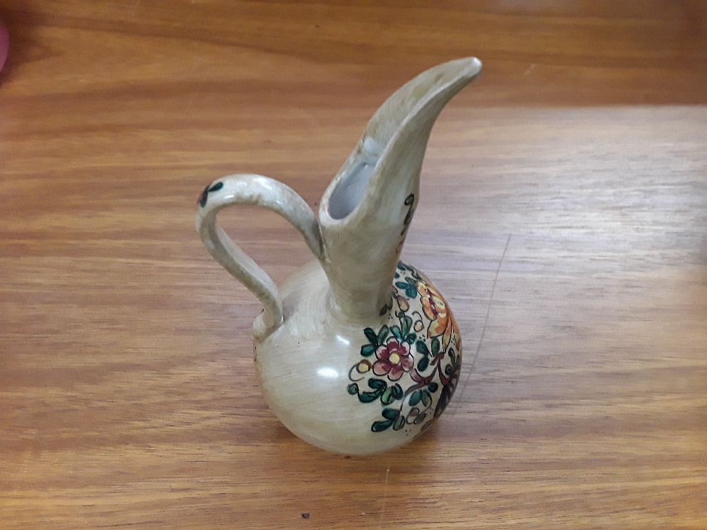 Vase peint