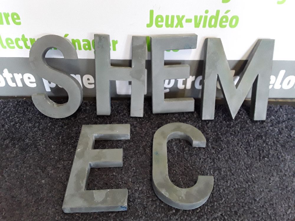 Lettre zinc pm