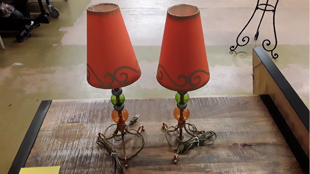 Lampe orange doré