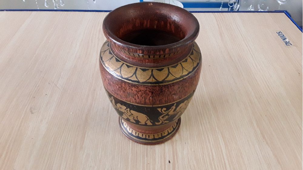 Vase elephant