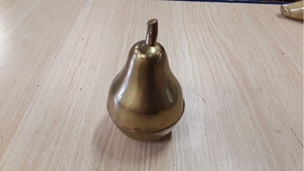 Boite poire laiton