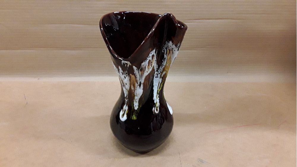Vase style vallauris