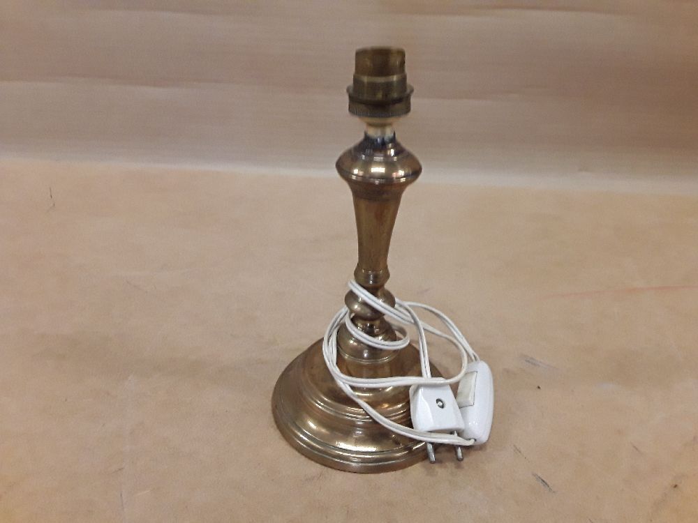 Pied de lampe