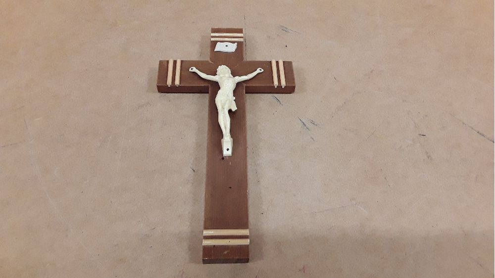 Croix jésus pm