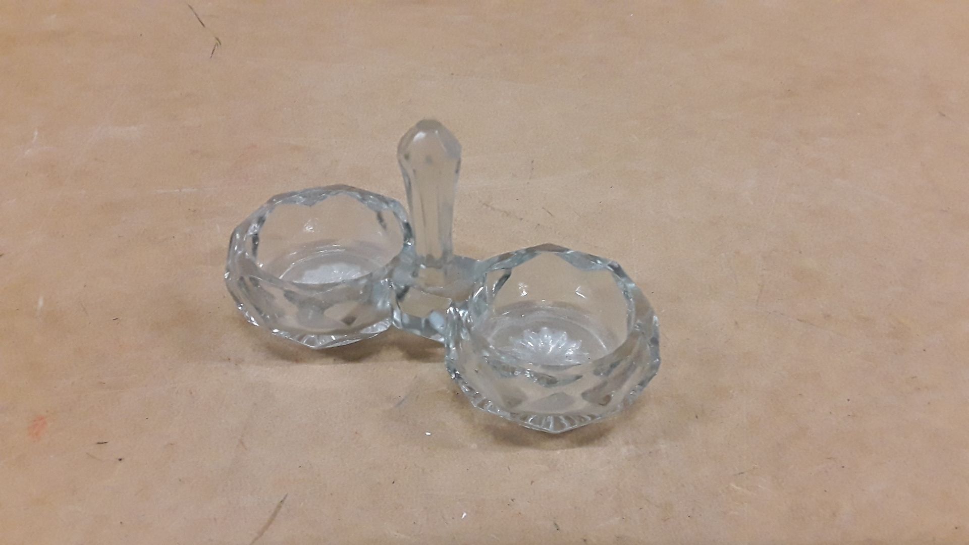 Bibelot verre portieux