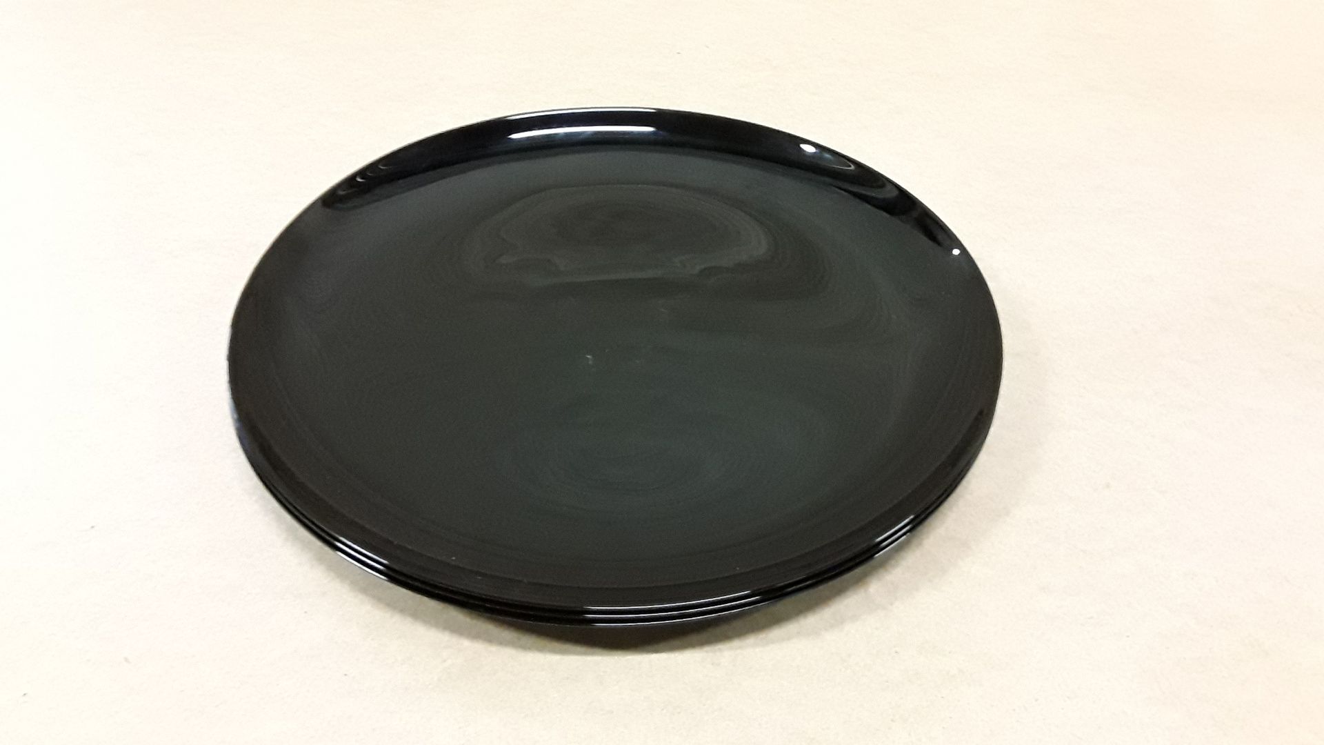 Lot 3 assiettes noir