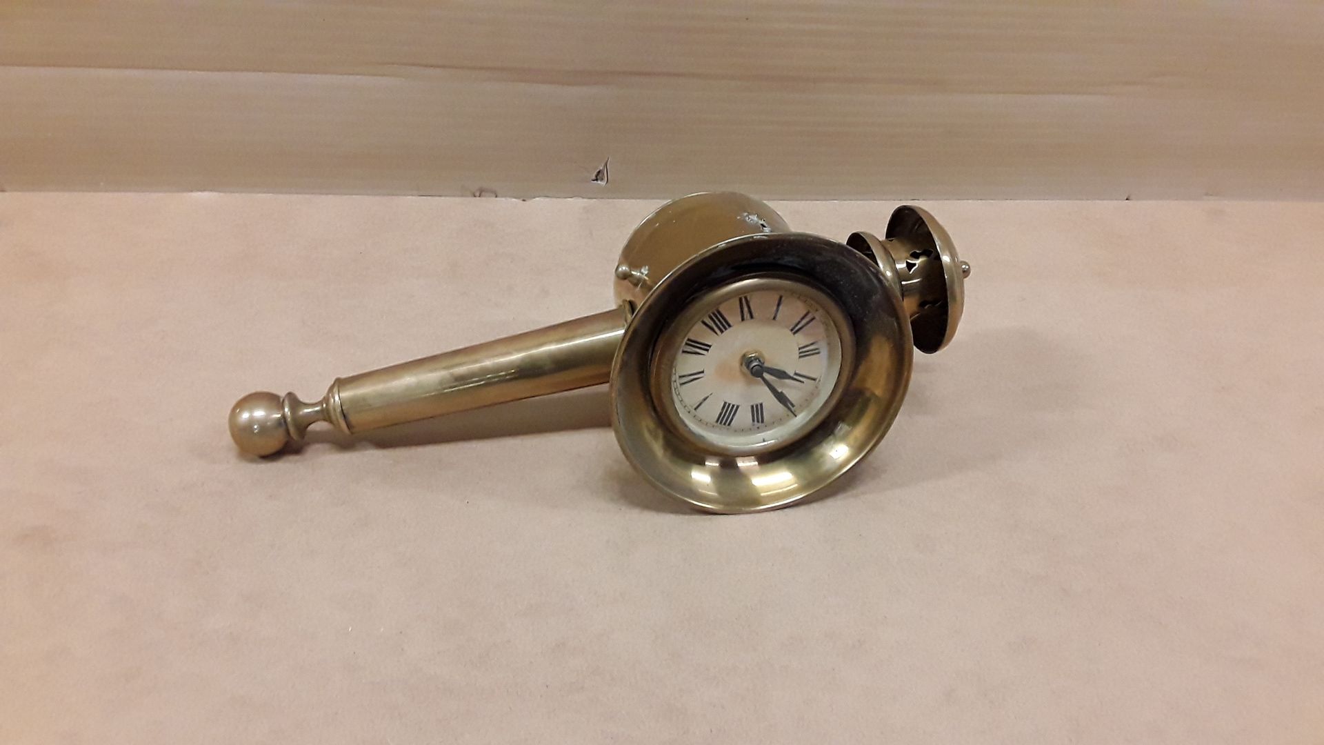 Horloge lampe de calèche