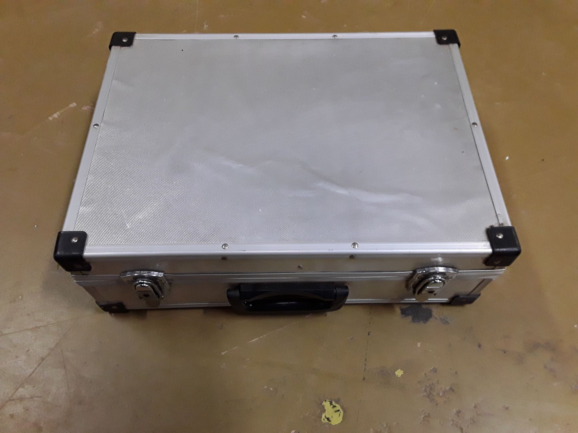 Valise métal pm