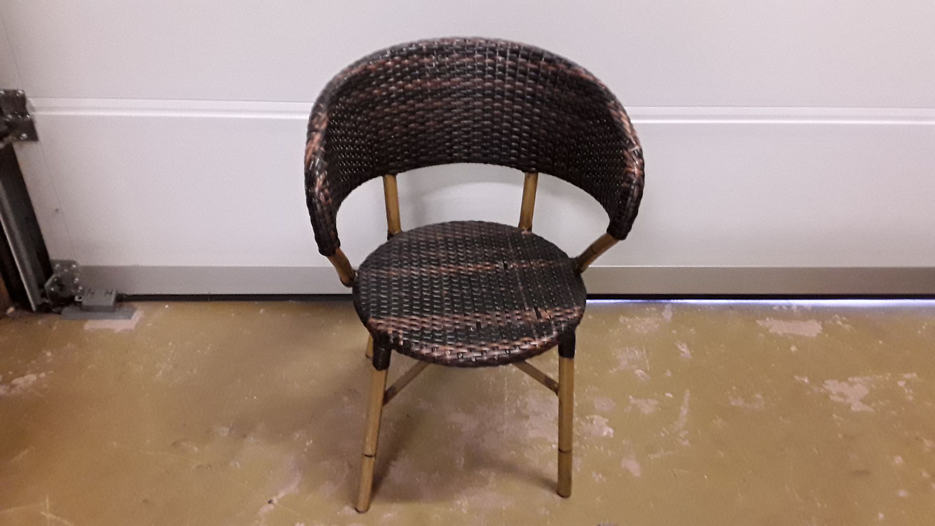 Chaise tressé en l'etat