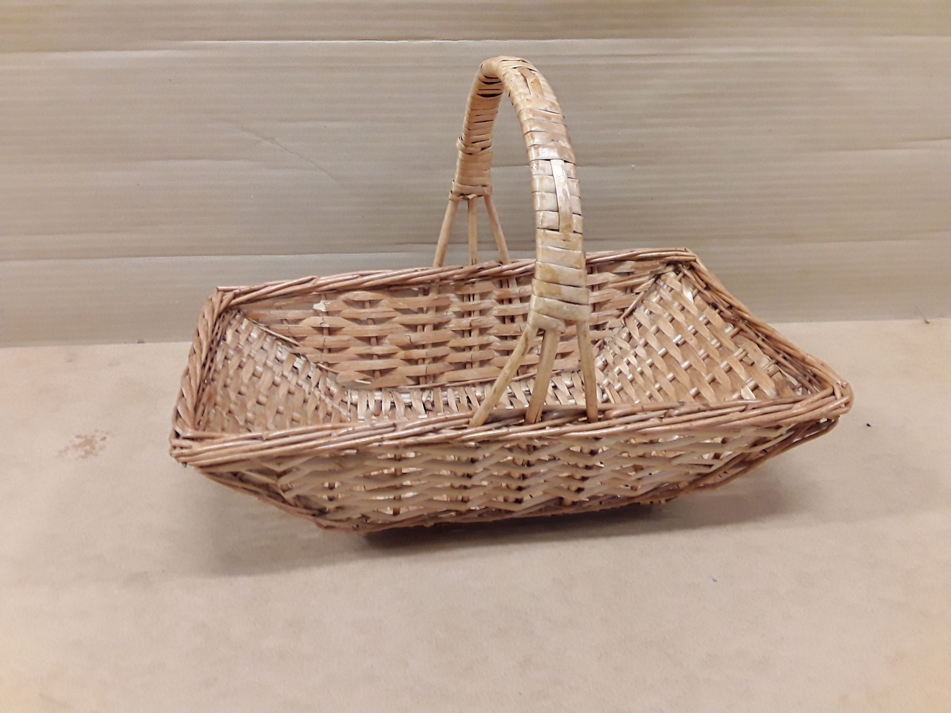 Panier pic nic tressé