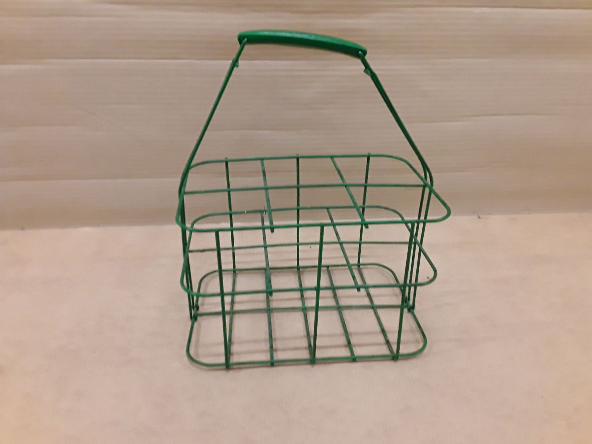 Porte bouteilles métal vintage vert