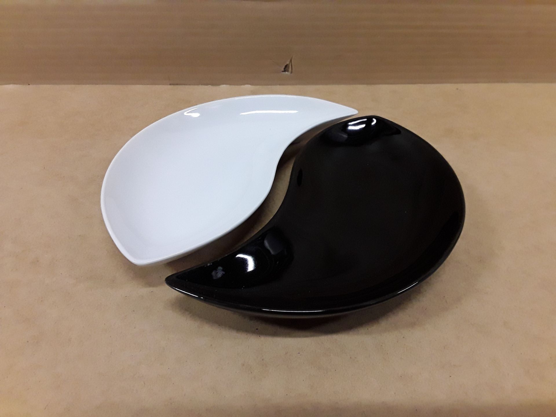 Lot de 2 plat apéritif