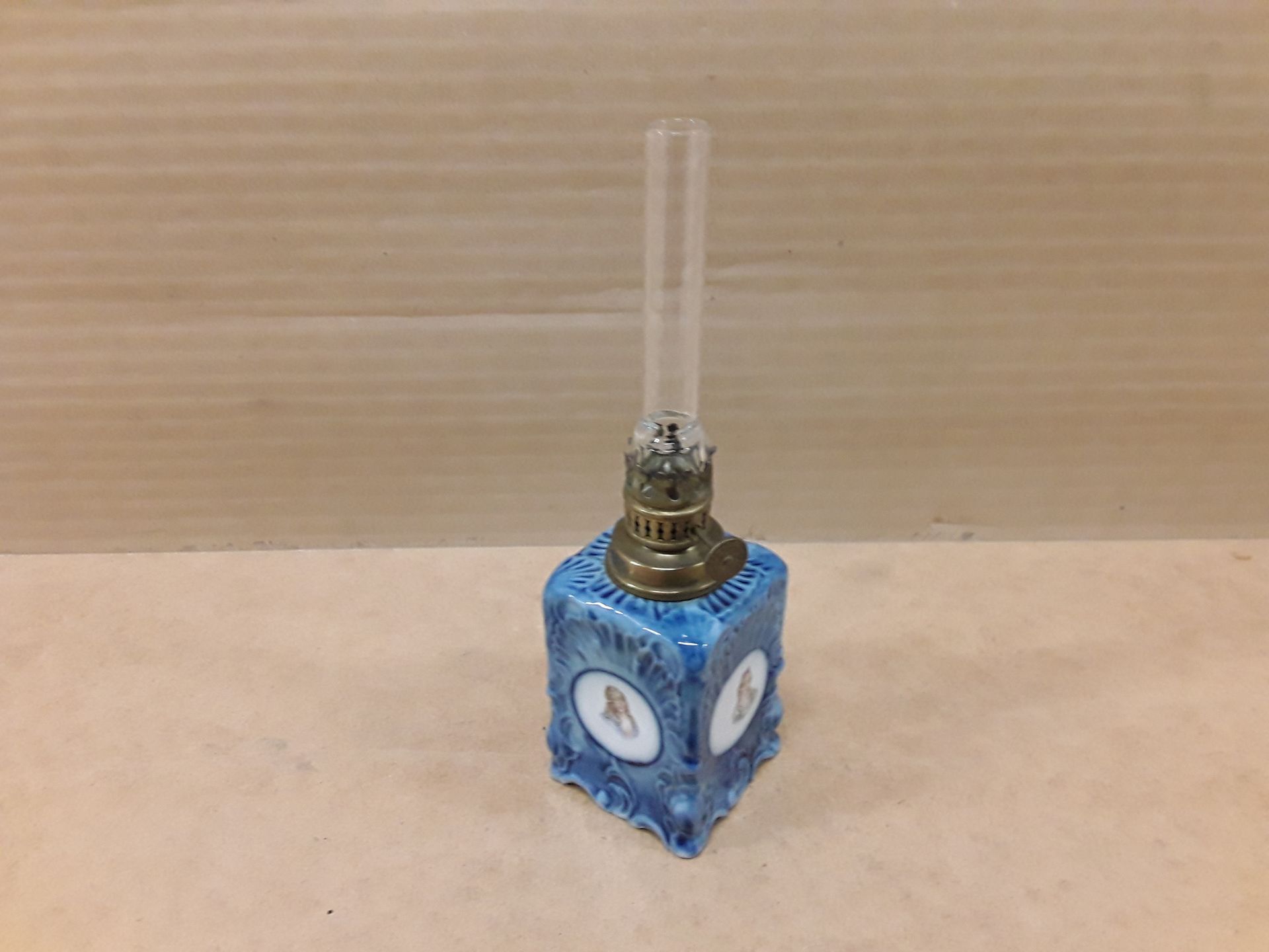 Petite lampe ancienne